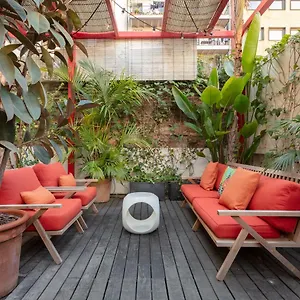 Praktik Garden 2*, Barcelona Spanien